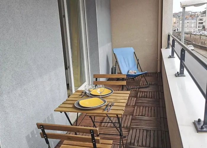 Nouveau - Le Colibri * נאנט