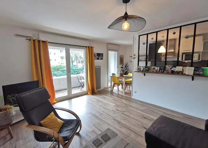 Avec Parking - Le Colibri