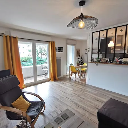 Le Colibri - Avec Balcon Et Parking